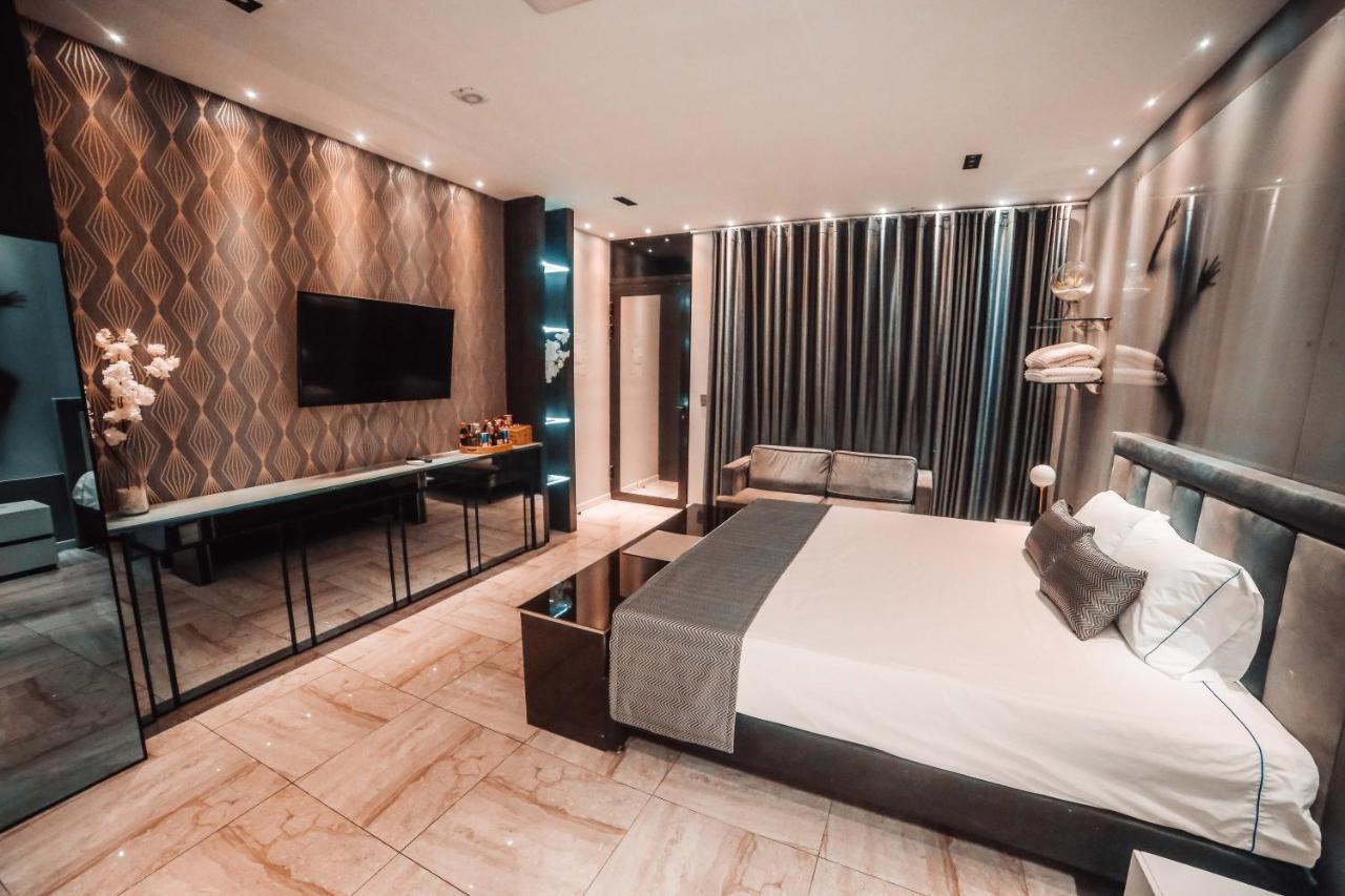 1Million Luxury Suites Medellín Extérieur photo