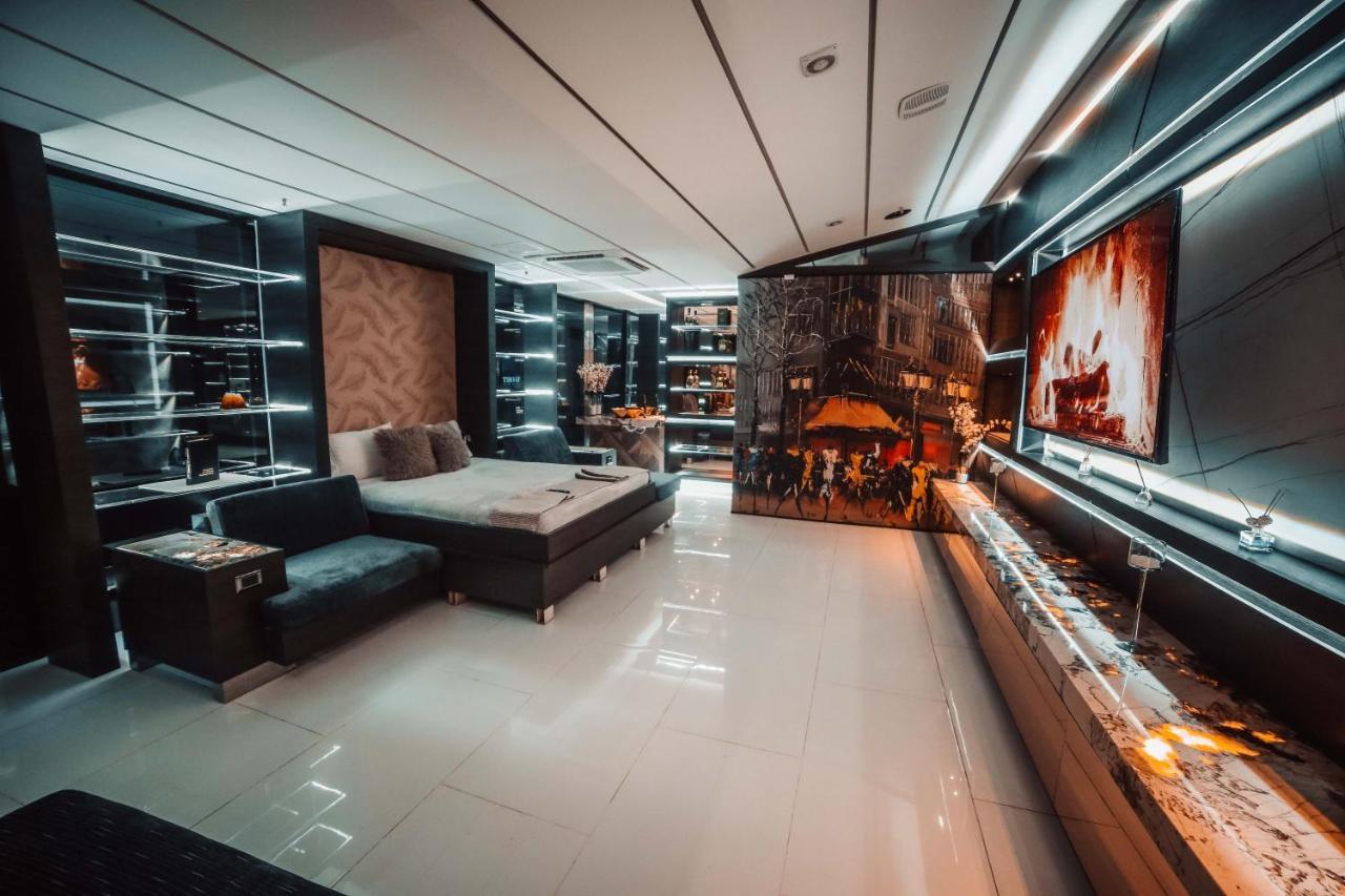 1Million Luxury Suites Medellín Extérieur photo