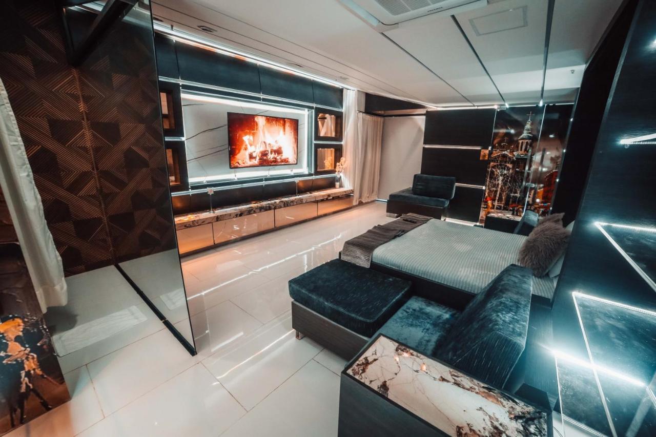 1Million Luxury Suites Medellín Extérieur photo