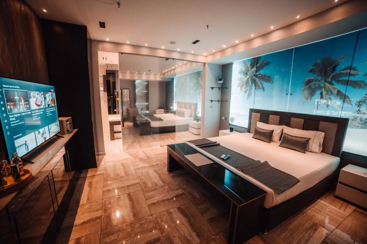 1Million Luxury Suites Medellín Extérieur photo