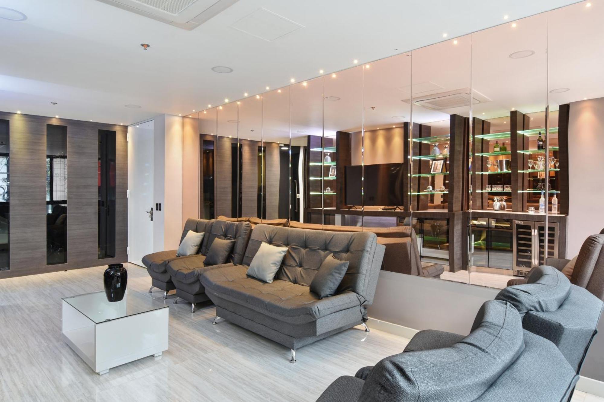 1Million Luxury Suites Medellín Extérieur photo