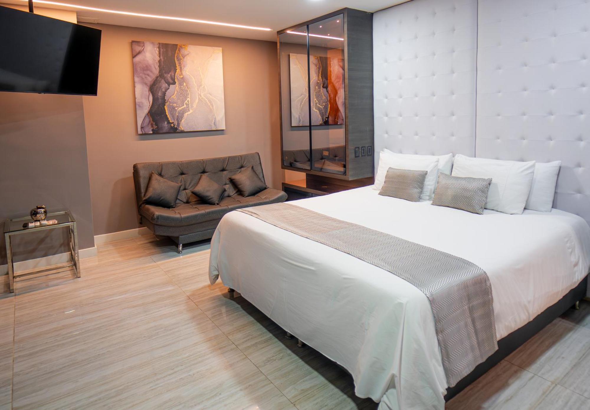 1Million Luxury Suites Medellín Extérieur photo